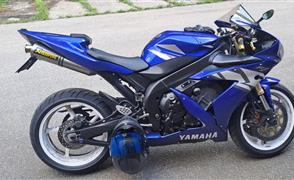Yamaha YZF - R1