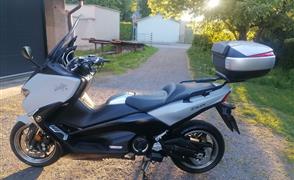 Yamaha T-Max 530