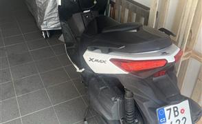 Yamaha X-Max 400