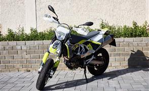 Husqvarna 701 Supermoto