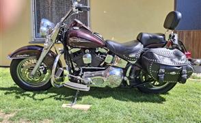 Harley-Davidson FLSTCI Heritage Softail Classic