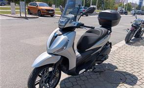 Piaggio Beverly 300 S