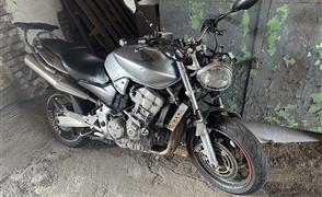 Honda CB 900 F Hornet 900